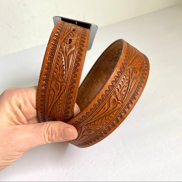 Vintage Tooled Brown Leather Belt Silver Western - Picture 4 of 11